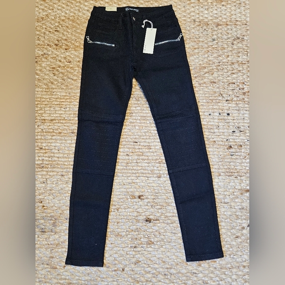 Project Eighteen Denim - BNWT - Jrs. Super Comfy Stretchy Black Skinny Jeans - Sz 5